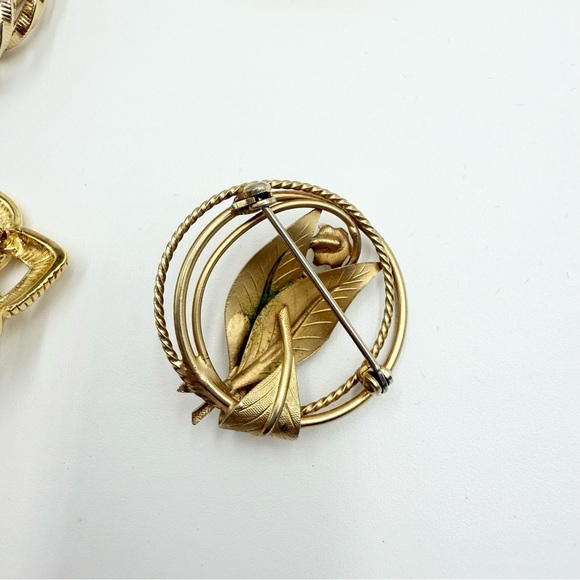 Vintage Gold Tone Abstract Shaped Brooches Lot - Picture 11 of 11